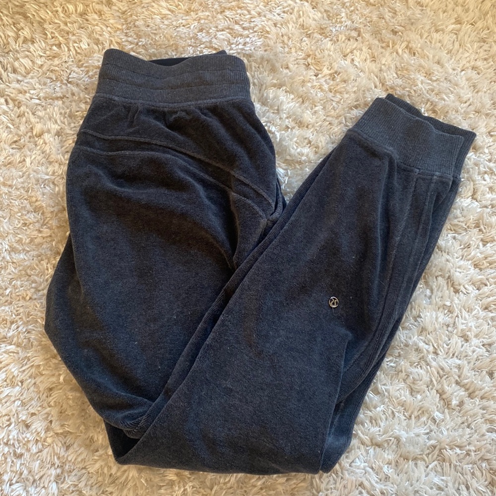 Lululemon Velour grey warm down jogger sweatpants